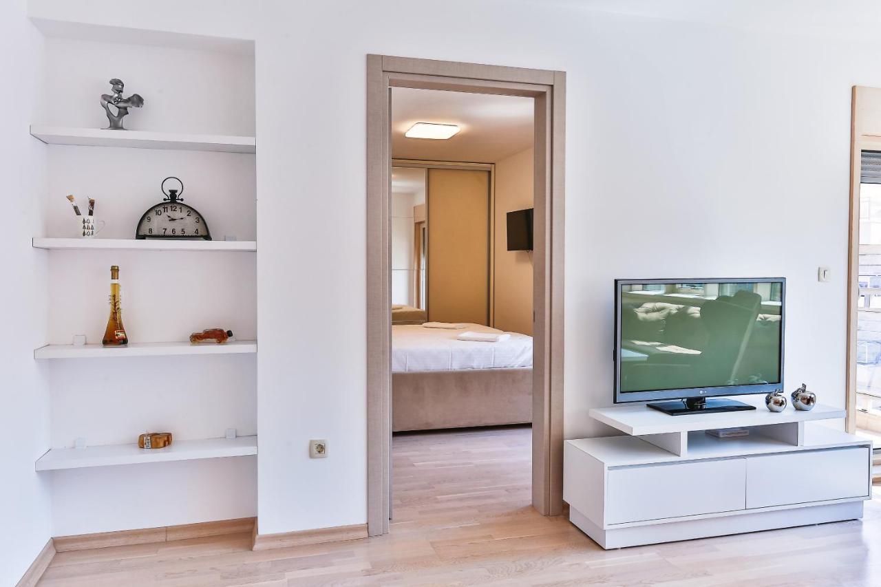 Montesun Fontana Apartments Budva Eksteriør billede