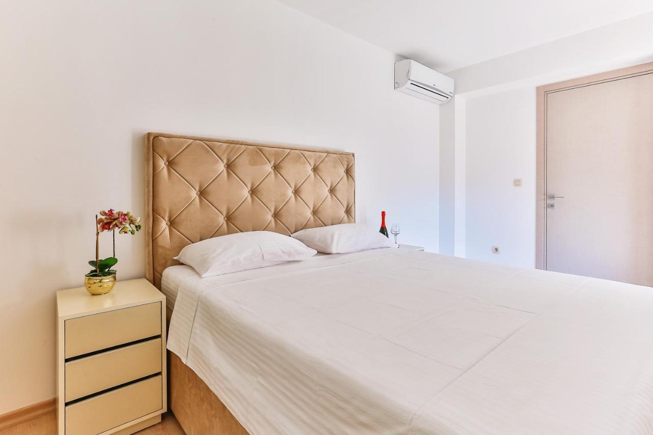 Montesun Fontana Apartments Budva Eksteriør billede