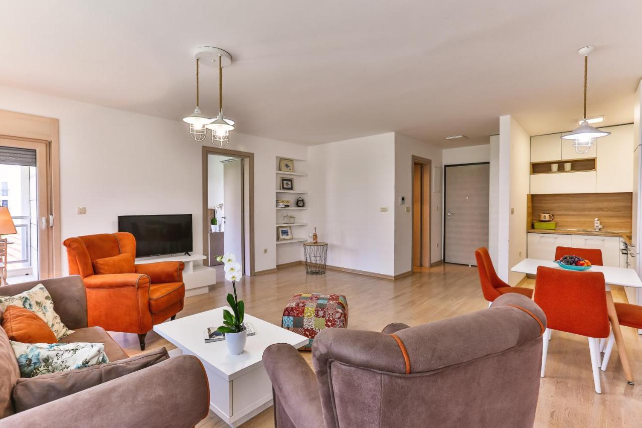 Montesun Fontana Apartments Budva Eksteriør billede