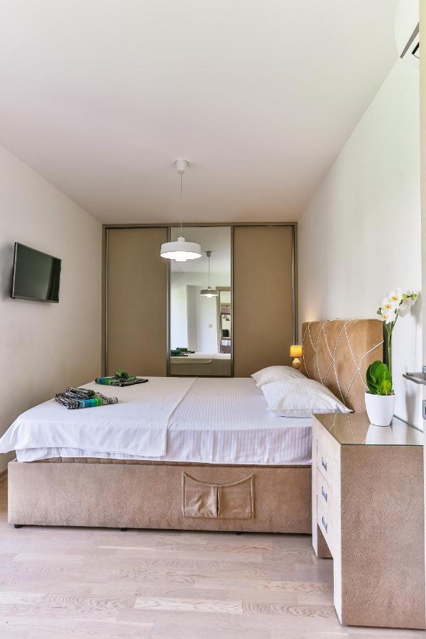 Montesun Fontana Apartments Budva Eksteriør billede