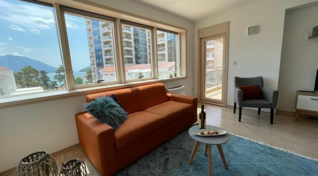 Montesun Fontana Apartments Budva Eksteriør billede